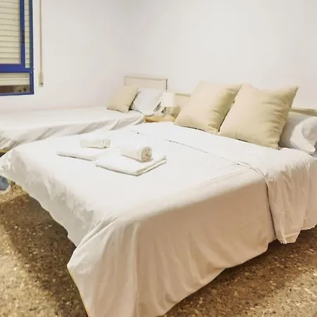 Estupendo Apartamento A Pocos Metros De La Playa *